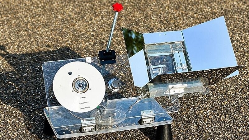 A prototype of the hybrid sun-universe energy harvester