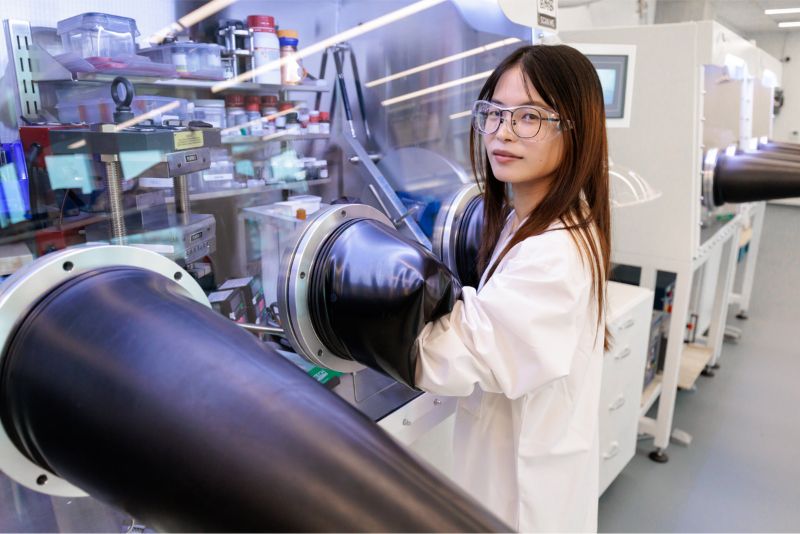 A study has uncovered some causes of the nanoscopic strains that could affect EV batteries