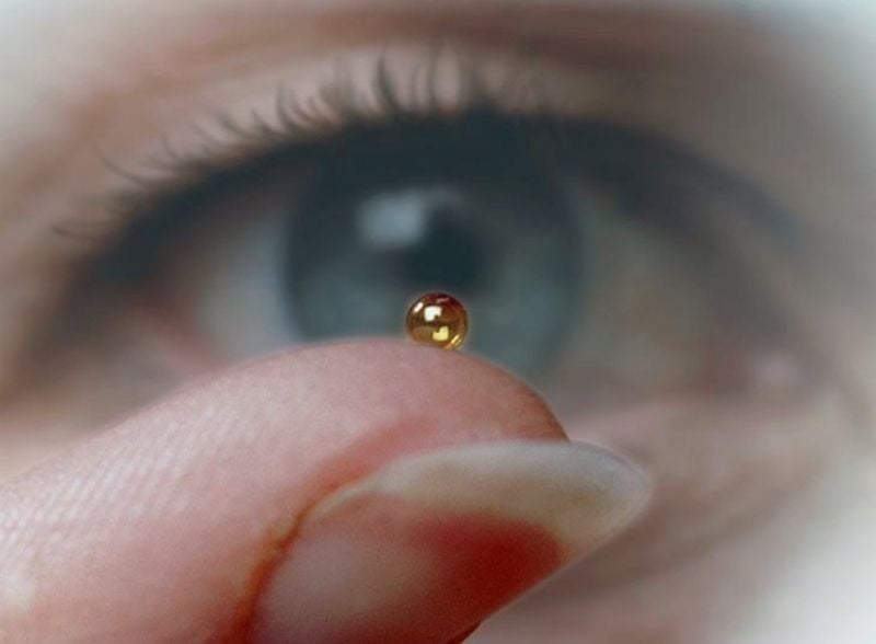 Microcapsules of fusible material