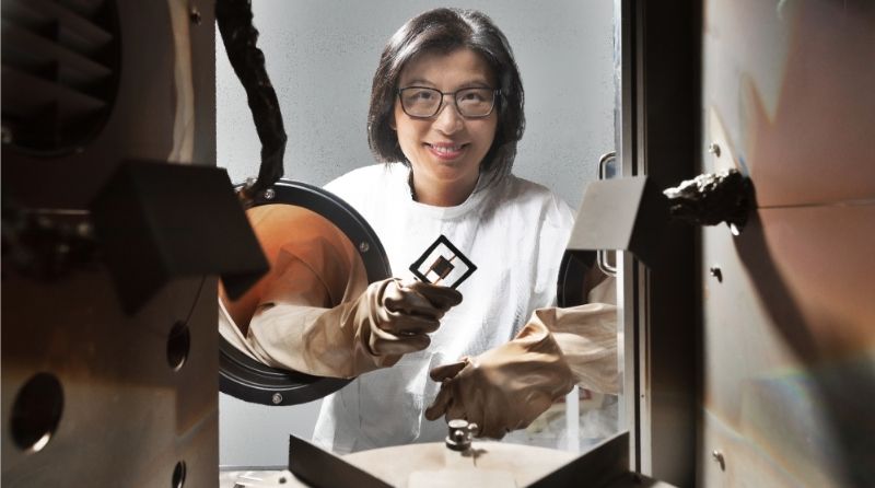 Researcher Anita Ho-Baillie in the laboratory