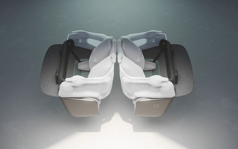 The wraparound airbags