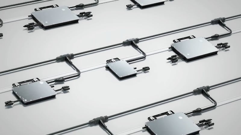 Hoymiles series microinverters