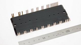 Optimized Inverter Design by IPMs and SiC-SBDs