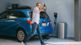 Vivint and ChargePoint offer Residential Fully Integrated Solar™ Solution