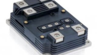 LinPak, the Standard Expands to 3300V and Shows Excellent Parallel Operation as well as SiC Readiness
