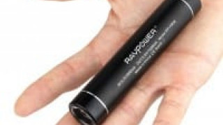 2600mAh External Battery Pack includes LED Flashlight