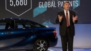 Toyota Offers Royalty-Free use of 5,600 Fuel Cell Patents