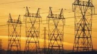 Coordinating DER for an Efficient and Sustainable Power Grid