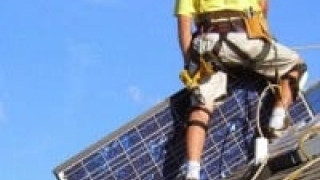 U.S. Solar Workforce Larger than Oil and Gas Extraction