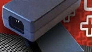 Level VI Medical 70-Watt Desktop Switcher