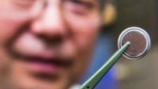 Silicon may Replace Graphite in Li-ions