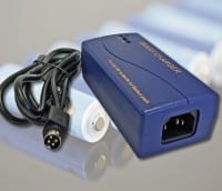Charger for NiMH/NiCD Batteries Auto Detects Cells