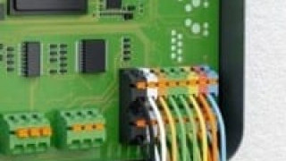 Low-Profile PCB Terminal Blocks Handle 8 Amps