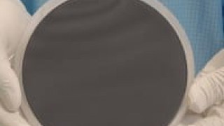 Low-Leakage, Doping-Free 600V GaN HEMT Epiwafers