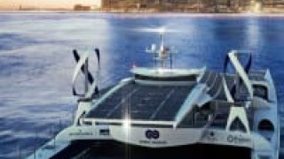 Energy Self-Sufficient Vessel Powered by Hydrogen