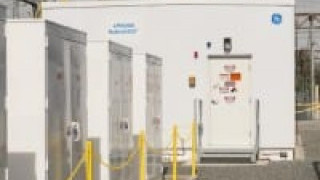 Bundled Batteries with Large-Scale Steam and Gas Turbines