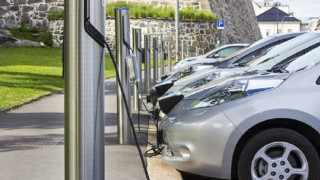 Alternet Pens Li-Battery Partnerships with Nissan and Sanyo