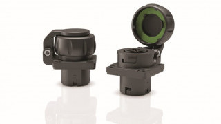 Hinged Cover 32A/600V Connector is IP68/IPX9K Rated for Washdown Applications