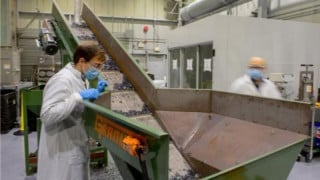 Salt and ‘Fizzy Water’ Offer Alternatives to Lithium Recovery