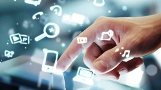 Dialog closes Strategic Partnership and Technology Licensing Deal with Apple