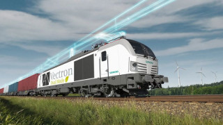 No Power Lines? No Problem With Dual-Mode Locomotive