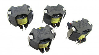 Flyback Transformers with Grounded Core and Reinforced Insulation