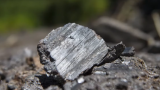 Tesla, Squeezed by a Strained Supply of Graphite, Strikes Deal