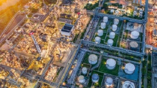 Grounding and Bonding to Prevent Static Electricity in the Petroleum Industry
