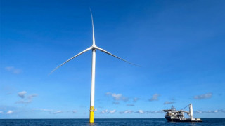 Fossil Fuels Down: Signs of an Evolving Power Grid