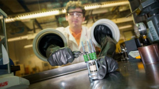 Goodbye Lithium Limits? World’s First Anode-Free Sodium Battery
