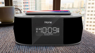 Wireless Charging Transmitter Reference Design Enables Bedside Speakers