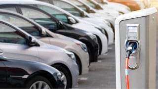 Minimizing Quiescent Current With Automotive Linear Regulators