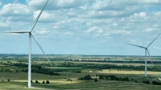 Wind Farms Switch Lights On, Off With Aircraft Detection System