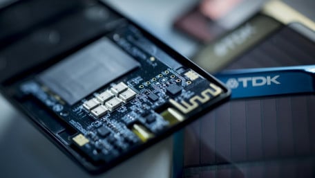 Rechargeable Solid-State SMD Battery for IoT Applications