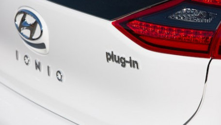 Infineon First Chipmaker to be Named ‘Partner of the Year’ by Hyundai for Cooperation in Electromobility