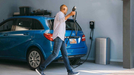 Vivint and ChargePoint offer Residential Fully Integrated Solar™ Solution