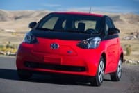 Give an Electric Vehicle for the Holidays and Give Up To 121 MPGe