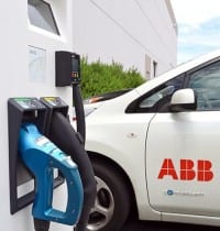 DC Fast Charger offers Credit Card Payment Option