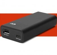 60W Dual-Port USB-A and USB-C Adapter