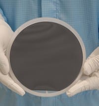 Low-Leakage, Doping-Free 600V GaN HEMT Epiwafers