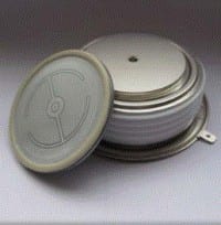 3.2kV 1055-Amp Thyristor Turns Off in 65&micro;sec