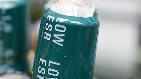 Extending the Life Cycle of Electrolytic Capacitors