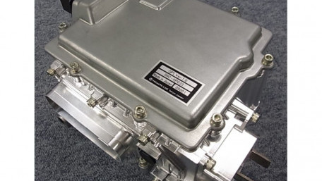 Hitachi in Mass Production of High-Voltage and High-Output EV Inverter