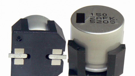 High Vibration Surface Mount Aluminum Electrolytic Capacitors Handle 30g