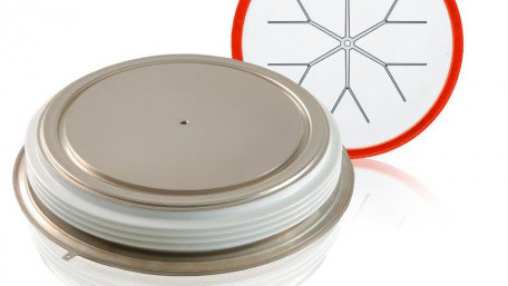 A New Thyristor Platform Optimized for 10 GW UHVDC Transmission