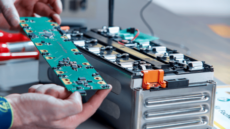 AKASOL to Develop Gen-2 Li-ion for Daimler Buses