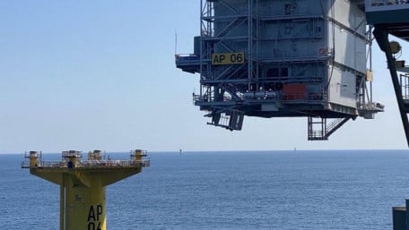 First US Utility-Scale Offshore Wind Project Nears Completion