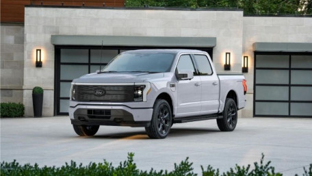 Ford Shifts Gears: Ends Lightning, Steps Up Hybrids and Storage