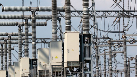 Substation Components—Part 3:&nbsp; Circuit Breakers