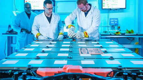 Analog Devices And General Motors Launch Wireless Battery Management System For EVs